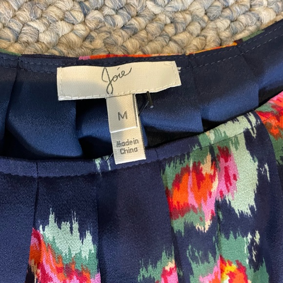 Joie Silk Multi Color Sleeveless Halter Style Shirt Top Blouse Size Medium - Picture 3 of 6